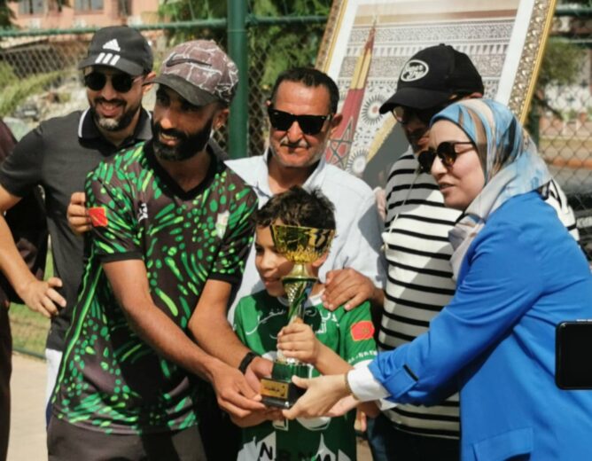 مقاطعة سيدي يوسف بن علي تفتتح ملعب أكدال الكبير بدوري رياضي